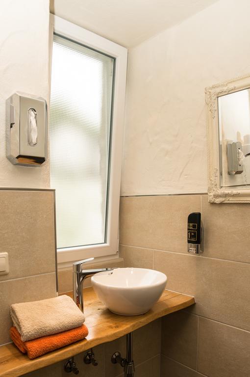 Moselland Hotel Im Enderttal Zum Onkel Willi コッヘム 部屋 写真