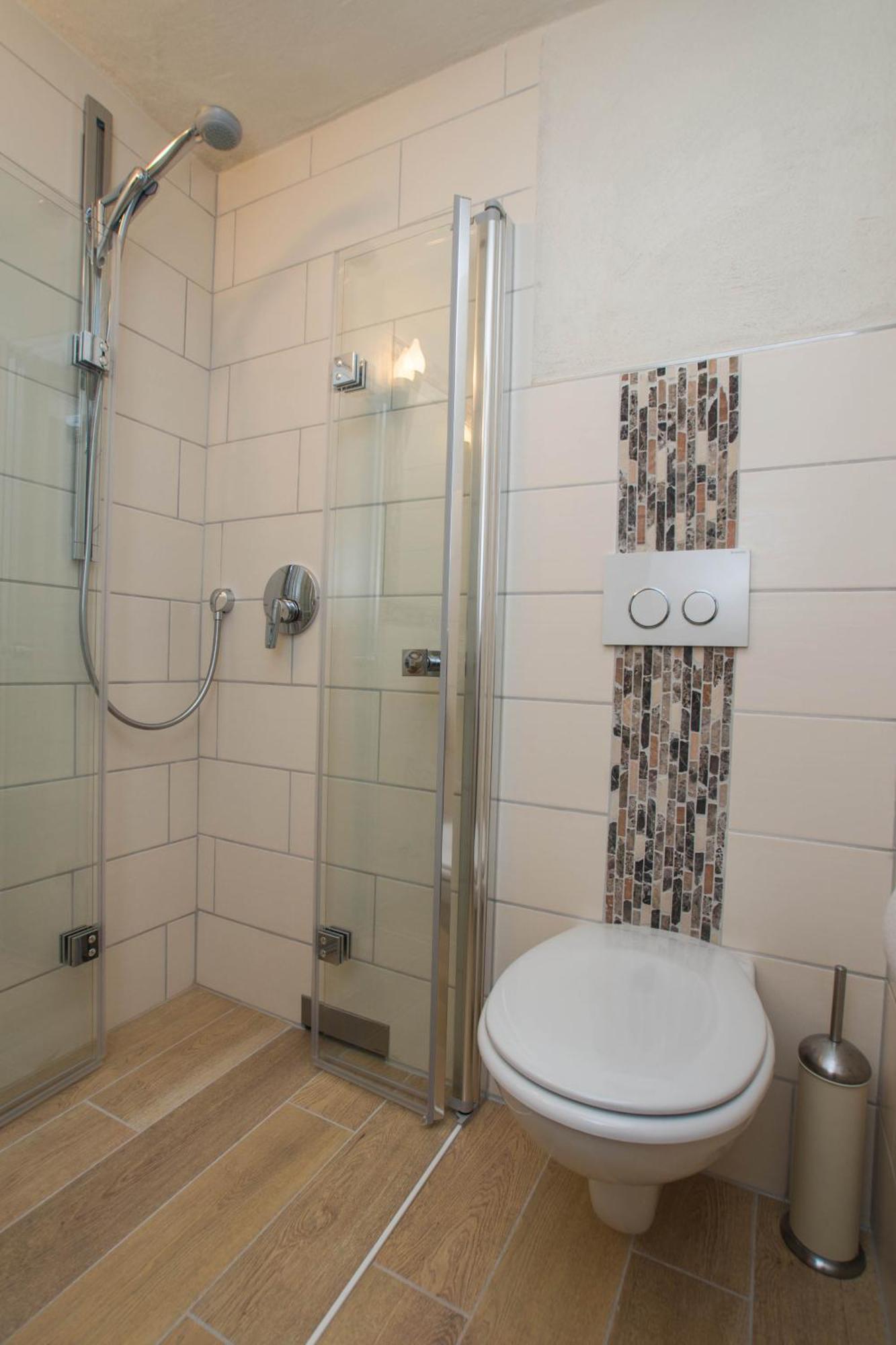 Moselland Hotel Im Enderttal Zum Onkel Willi コッヘム エクステリア 写真