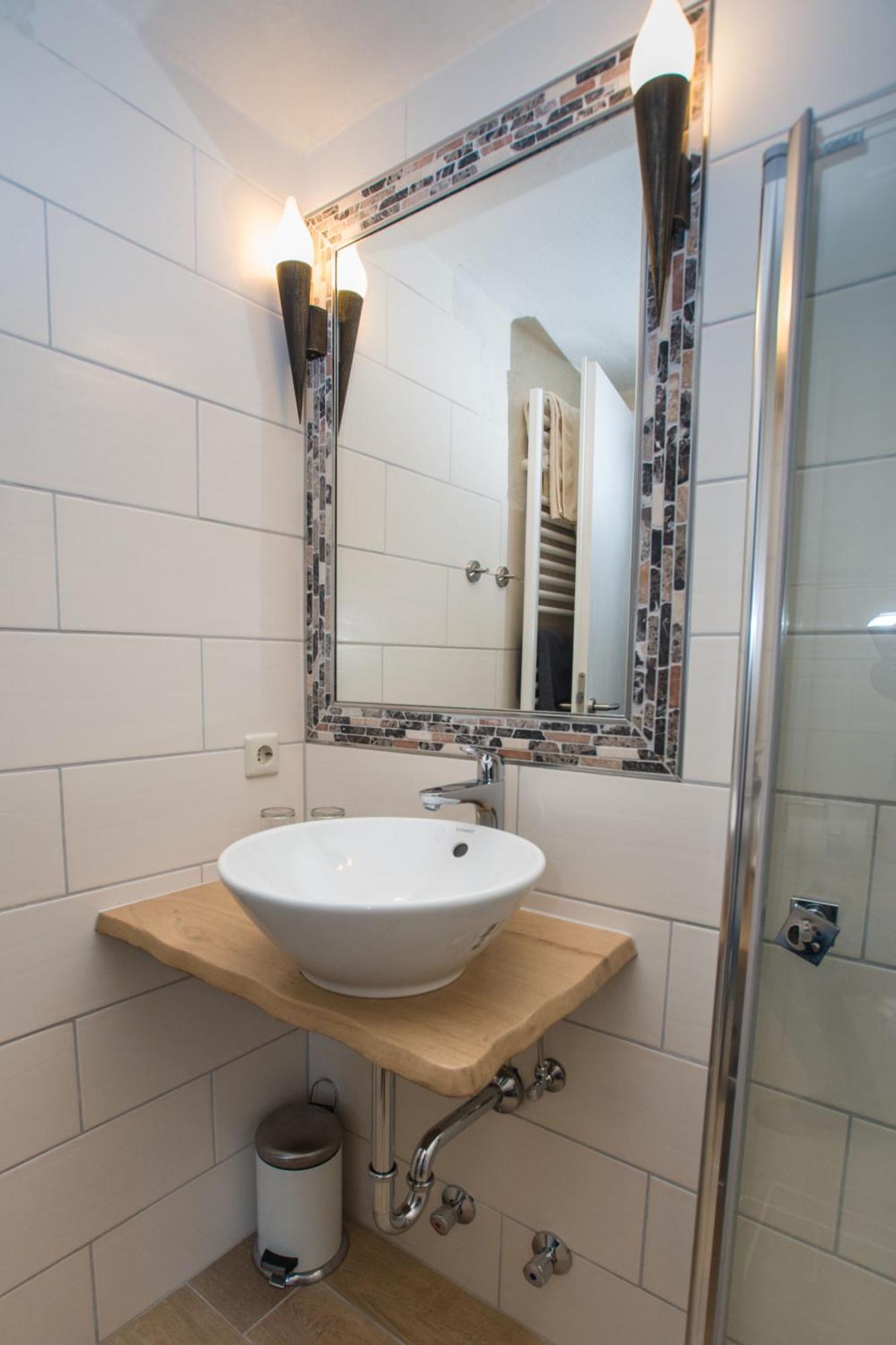 Moselland Hotel Im Enderttal Zum Onkel Willi コッヘム エクステリア 写真