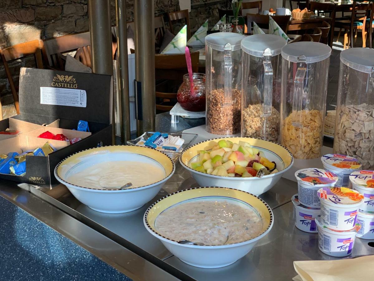 Moselland Hotel Im Enderttal Zum Onkel Willi コッヘム エクステリア 写真