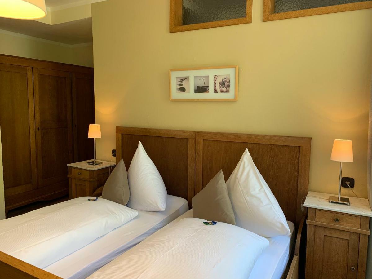 Moselland Hotel Im Enderttal Zum Onkel Willi コッヘム エクステリア 写真